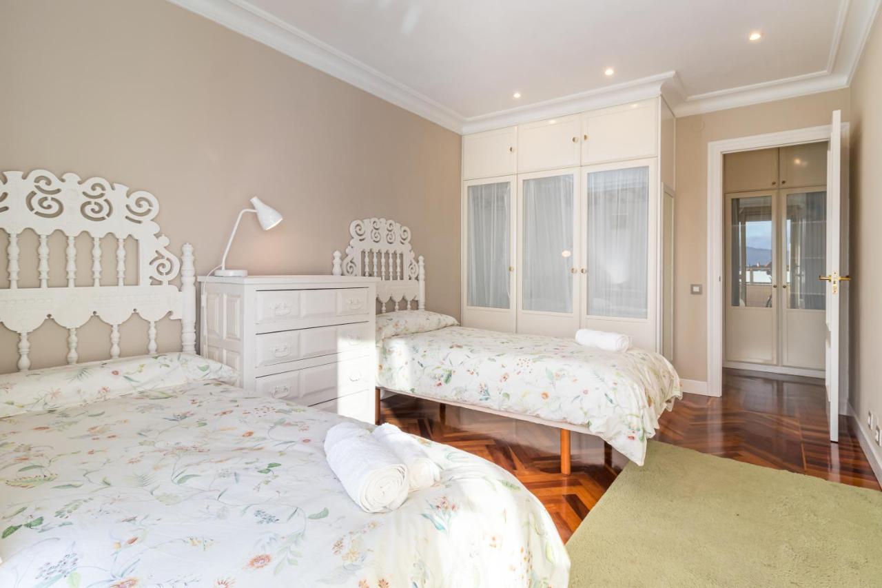 Apartamento Luminoso Cerca Playa Sardinero Con Parking Privado Santander Exteriér fotografie
